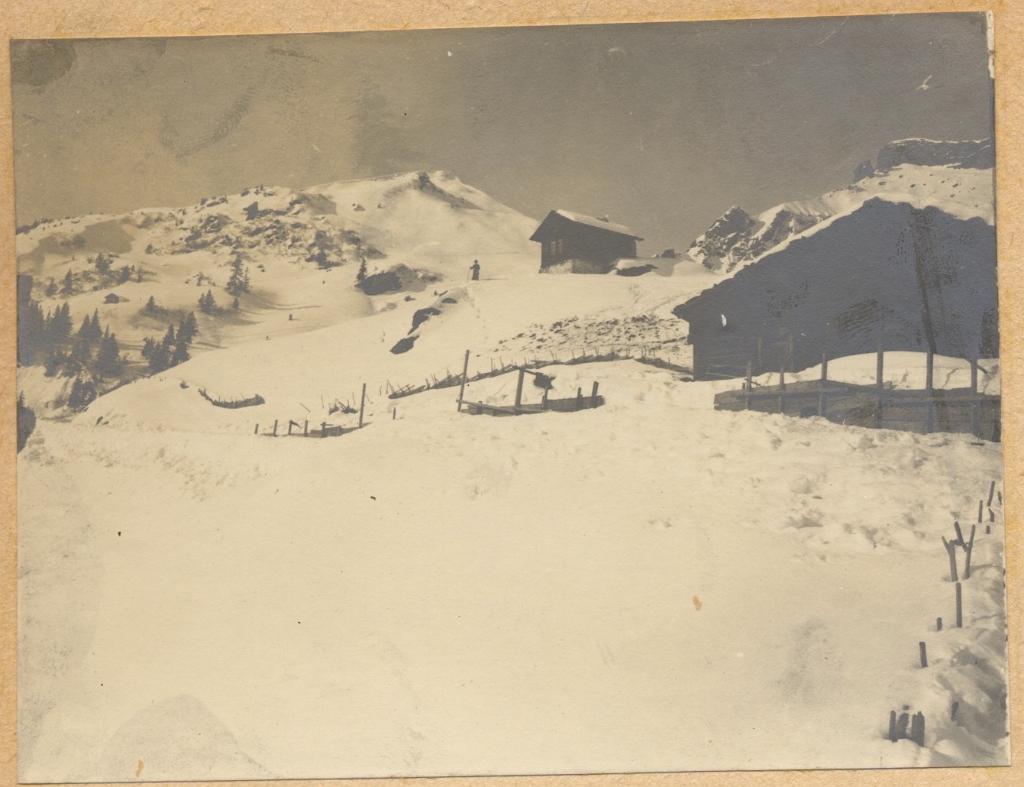 19120000c MICHAEL E.T.D. VLASTO WINTER SPORTS SWITZERLAND 35 View.jpg